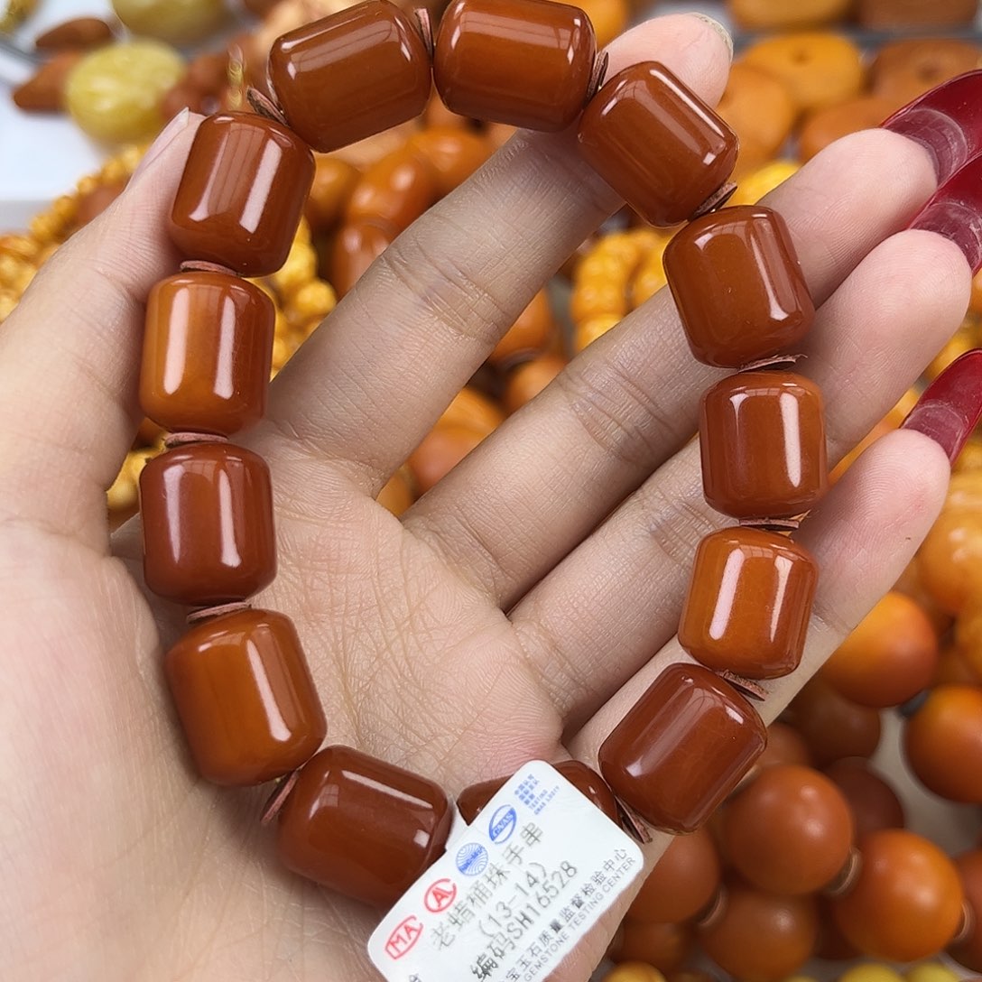 琥珀颈饰未镶嵌蜜蜡