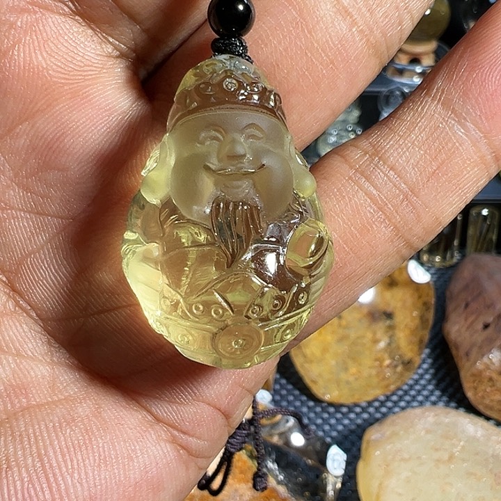 未镶嵌水晶大型摆件（非配饰）