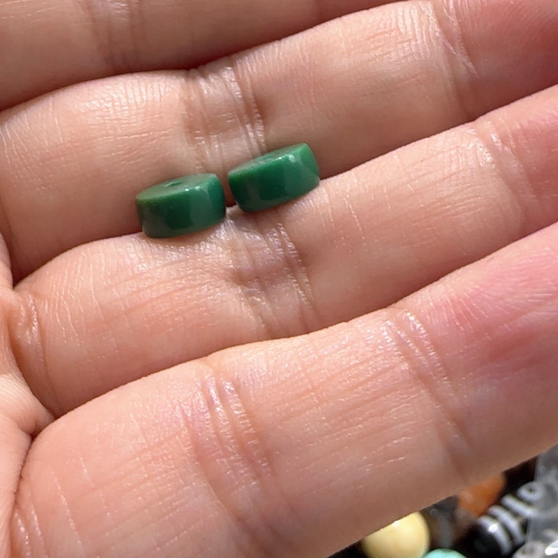亽***仒绿松石未镶嵌配饰