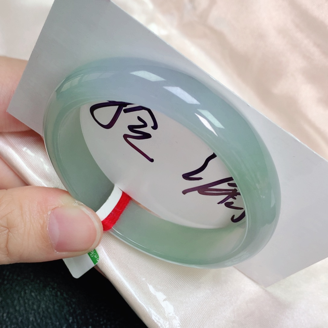 翡翠手镯未镶嵌53贵妃
