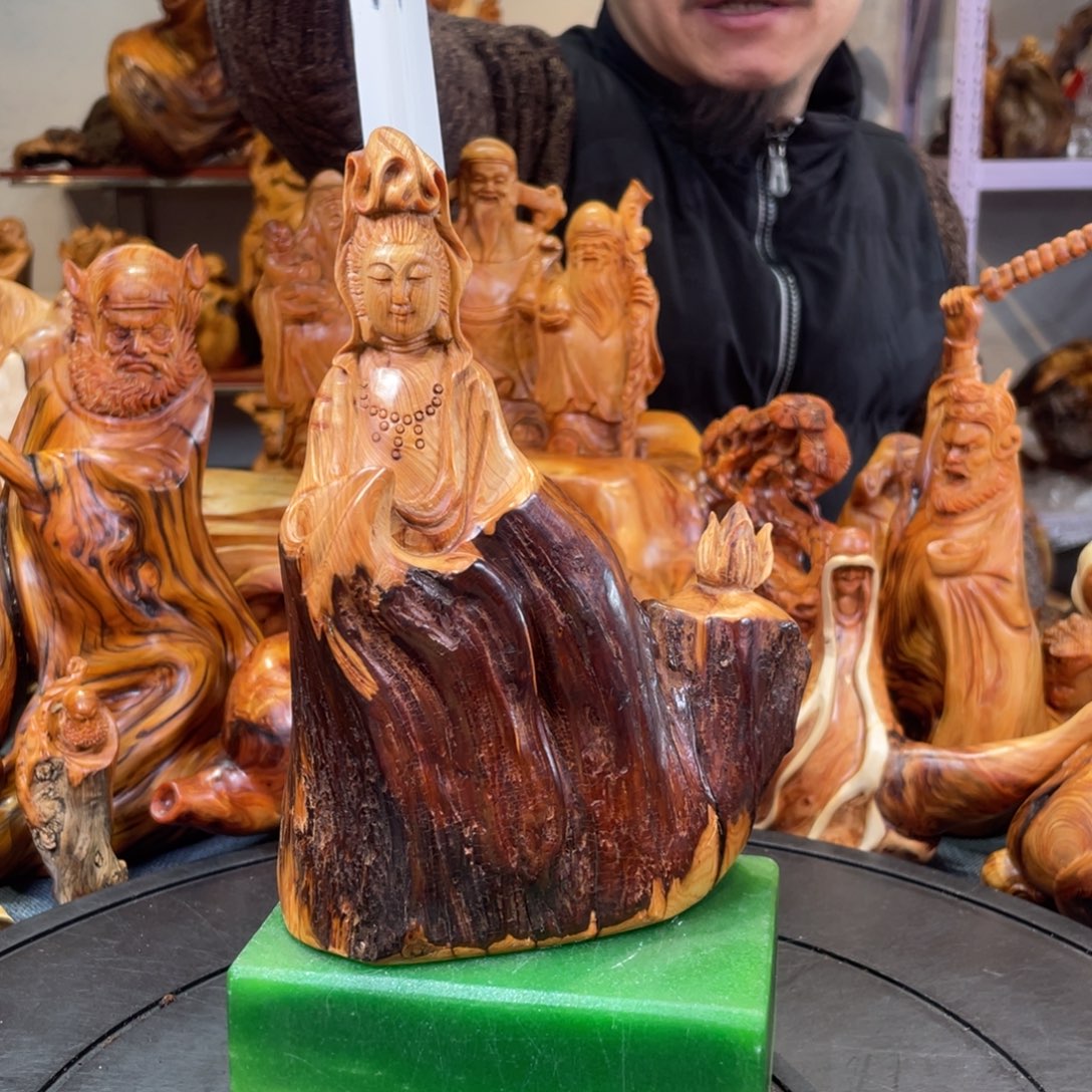 柏木（崖柏）。。。。。。