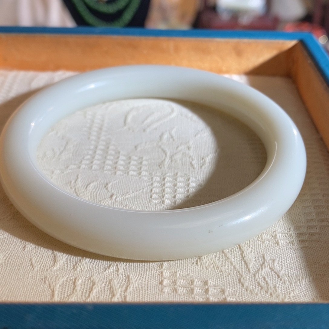 和田玉（白玉）手镯未镶嵌