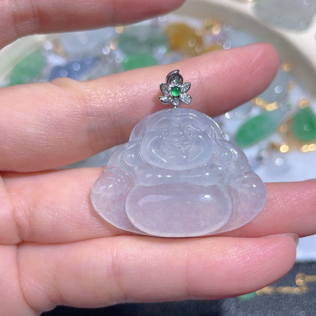 翡翠颈饰18K金镶嵌翡翠