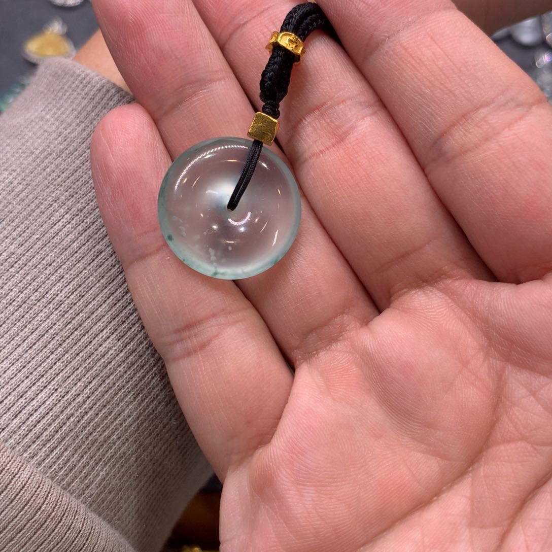 翡翠颈饰足金镶嵌一****鱼