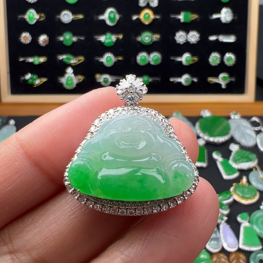 翡翠18K金镶嵌颈饰佛