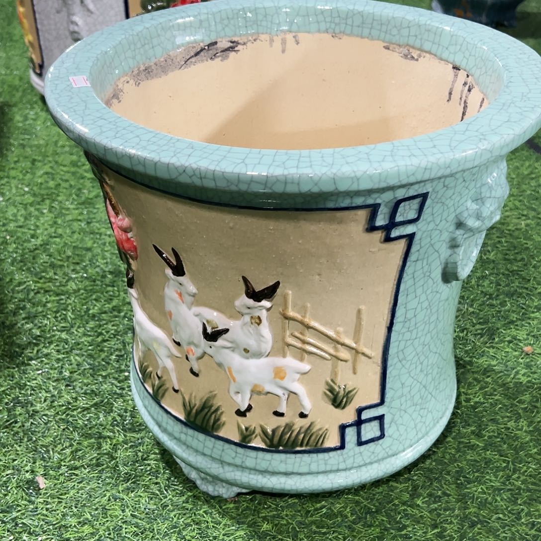 鑫***迪石湾。                