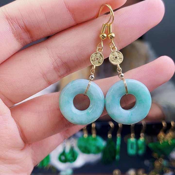 翡翠耳饰未镶嵌饰品