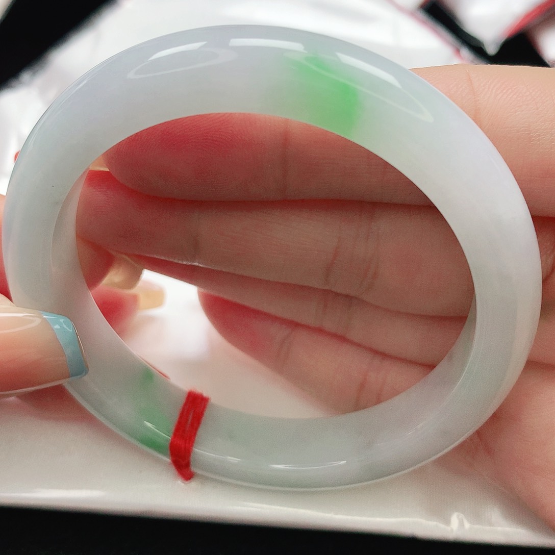 翡翠手镯未镶嵌缅甸天然A货翡翠