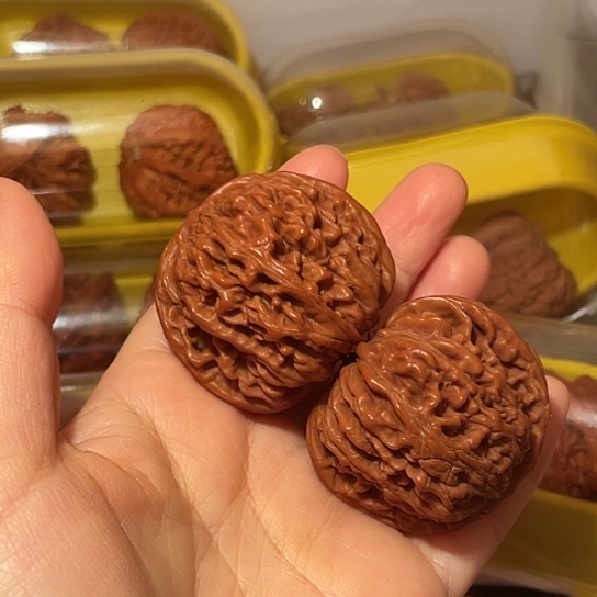 愚***者文玩核桃吊坠核桃