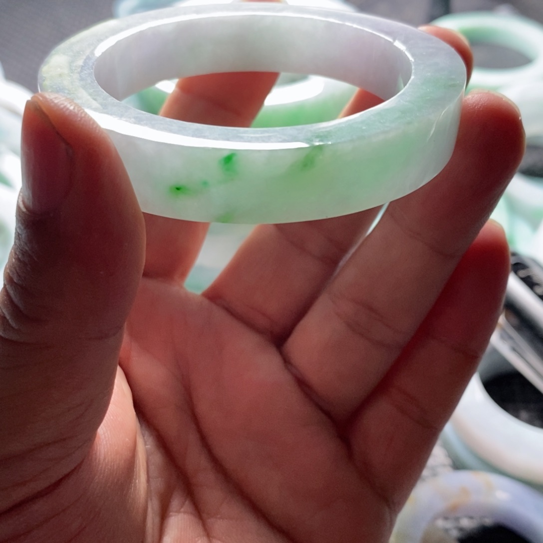 定制翡翠A货未镶嵌大*亮