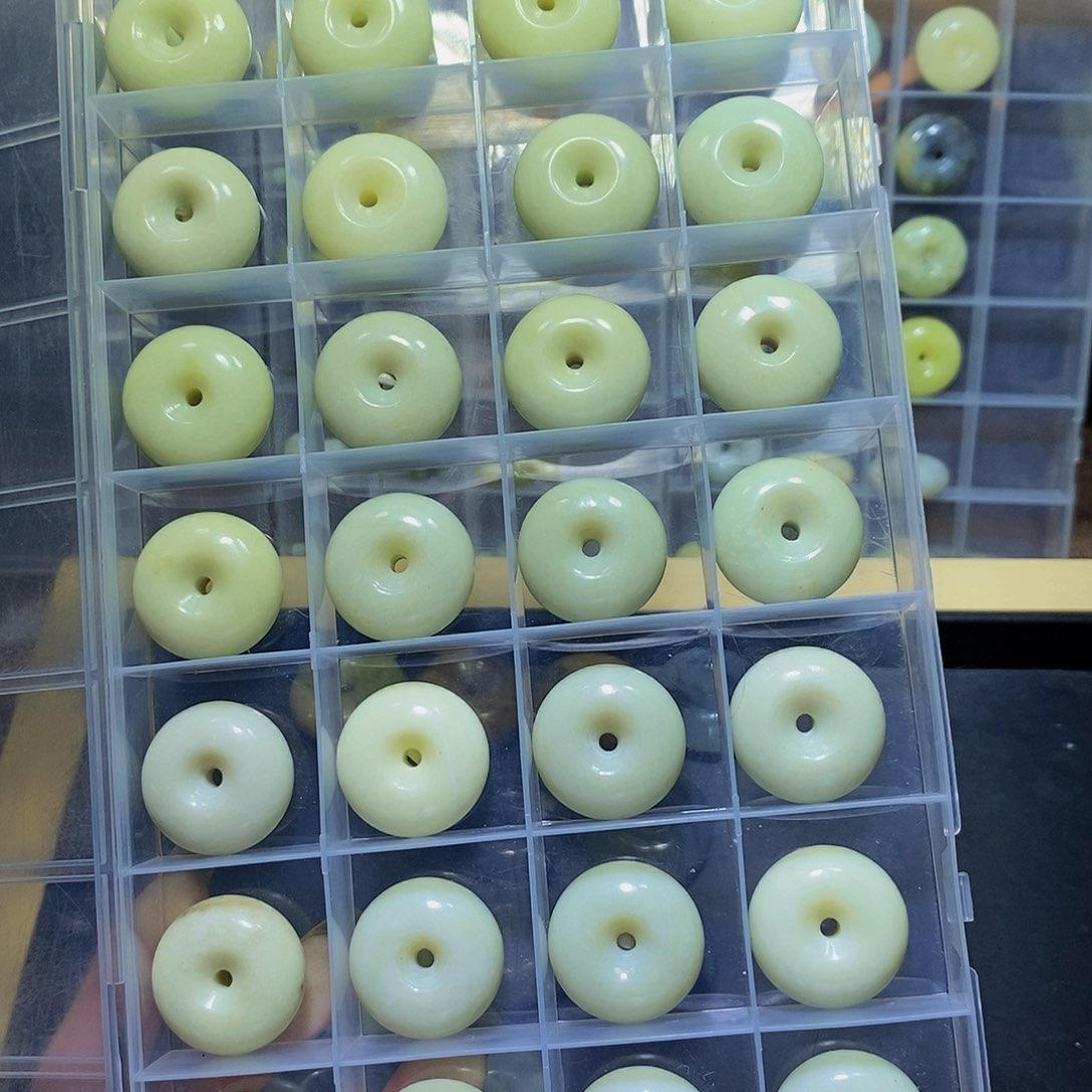 蛇纹石玉其他未镶嵌98