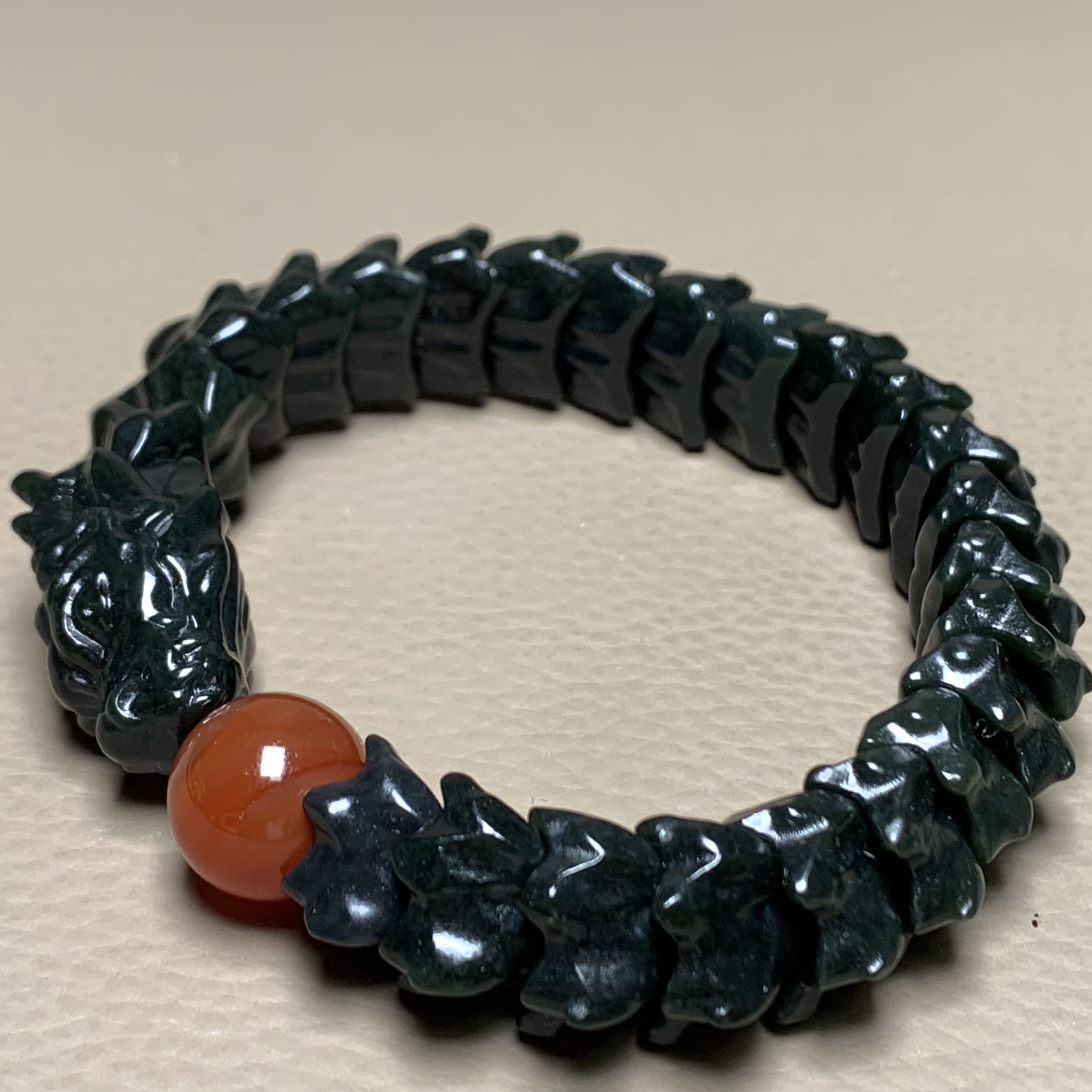 D609珠宝玉石精选和田玉手串