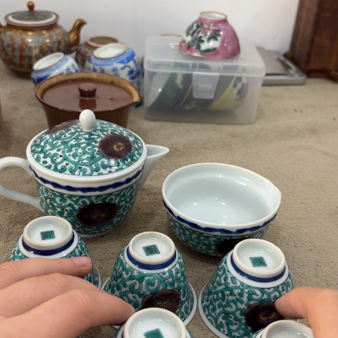 瓷片非常好看漂亮的物品 