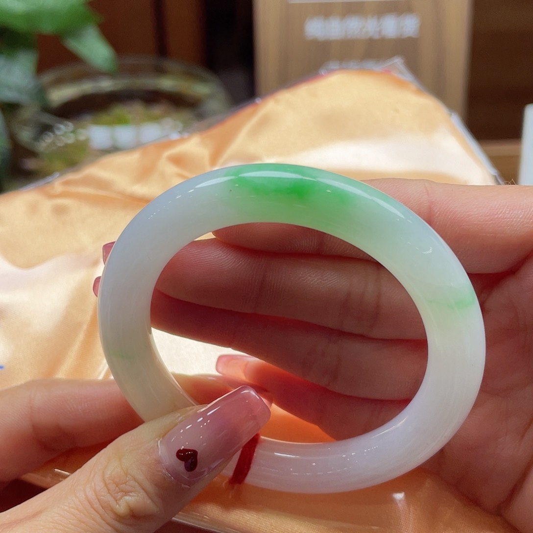 翡翠手镯未镶嵌92 号链接