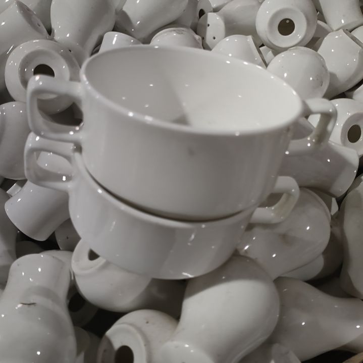 摆件陶瓷盘子碗啥都有