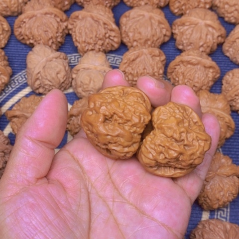 【闪购商品】文玩核桃吊坠爱****超蛙蛙40