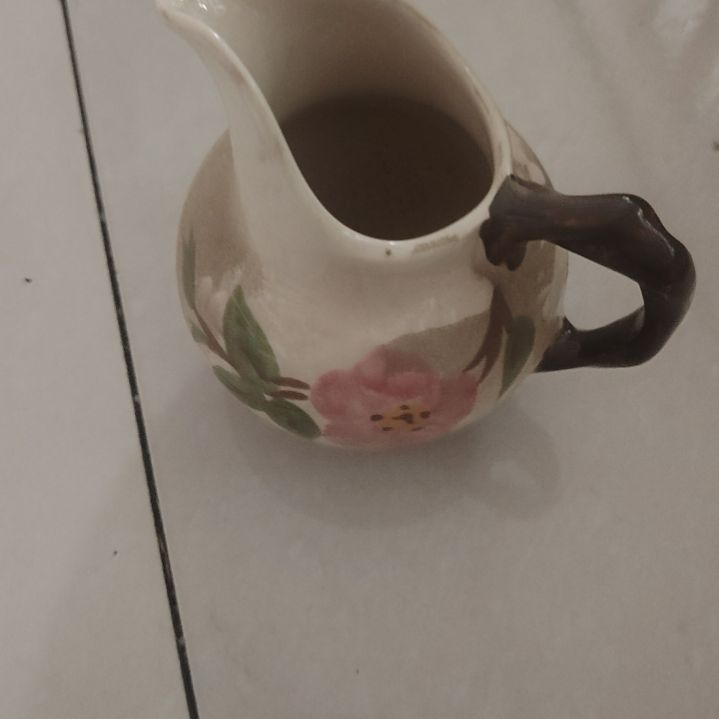 陶瓷盘子碗啥都有