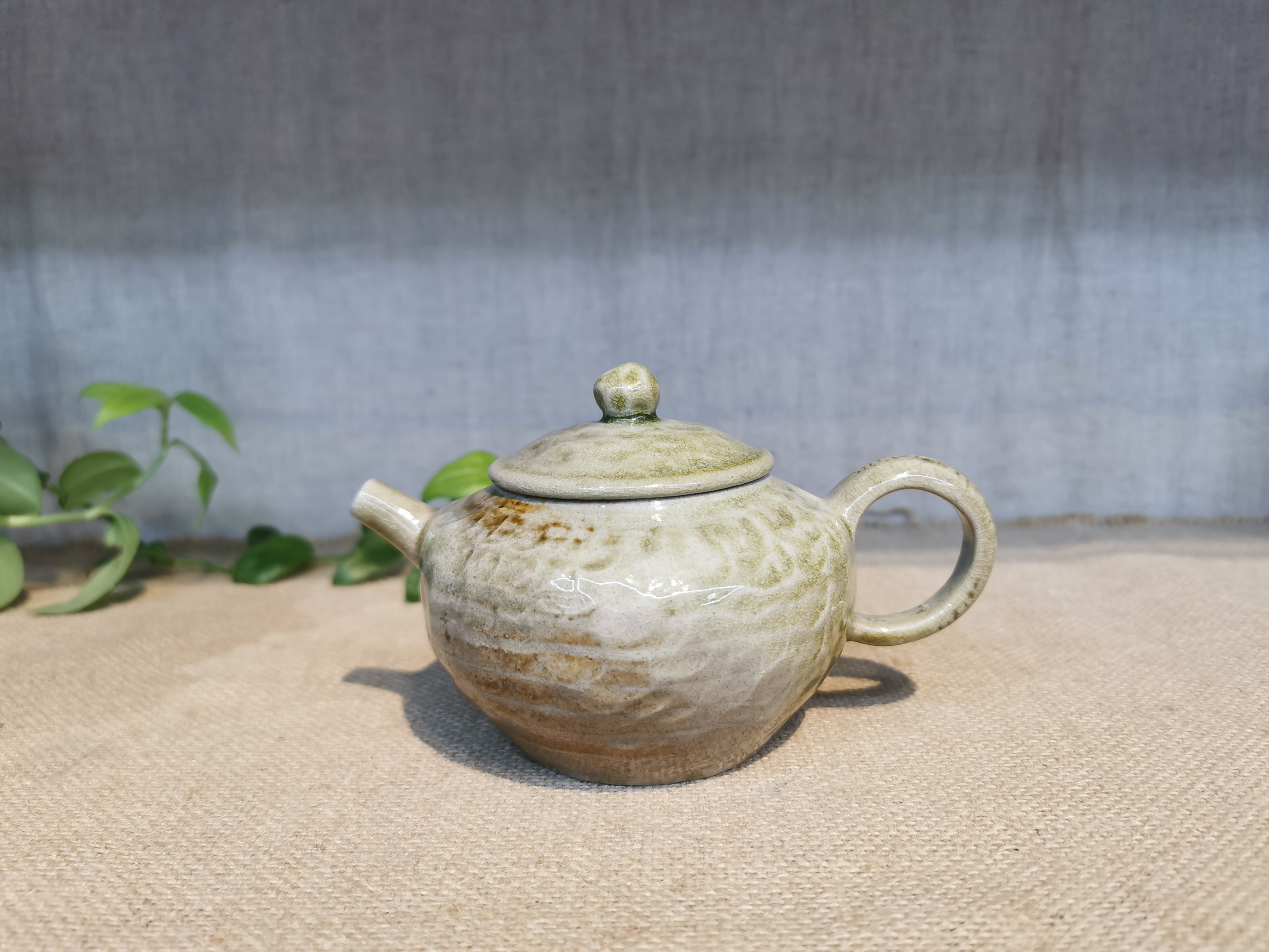 云南建水紫陶浪鬼柴烧无我作品精品手捏壶190毫升