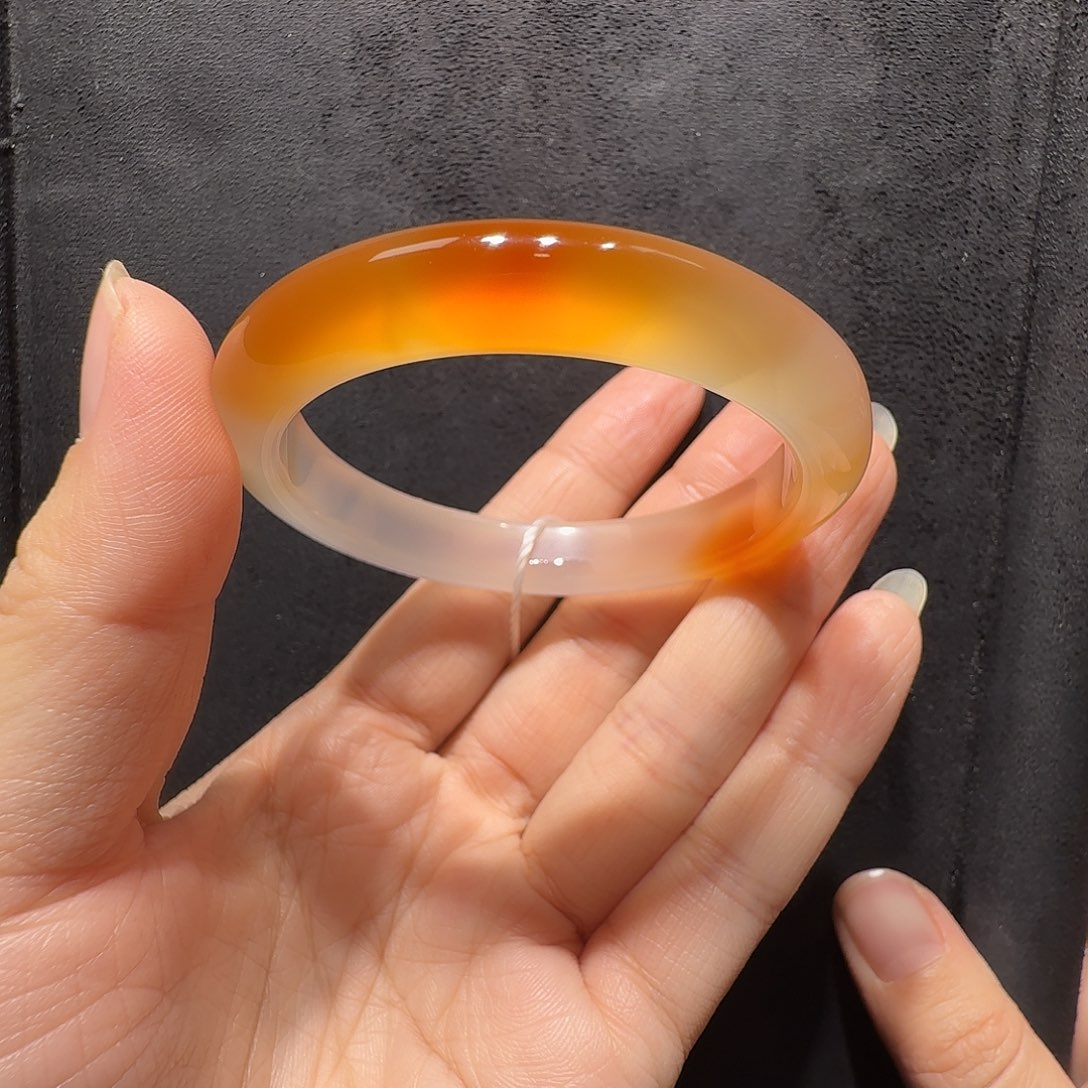 玛瑙/玉髓未镶嵌手镯