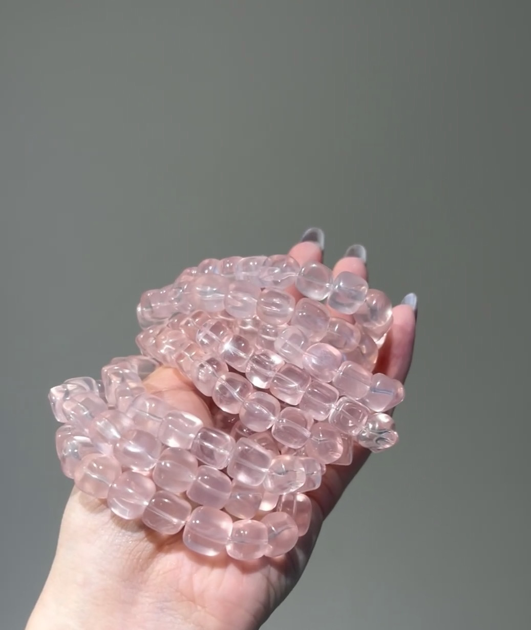 粉晶冰块糖豆珠子手串/多样性发其一