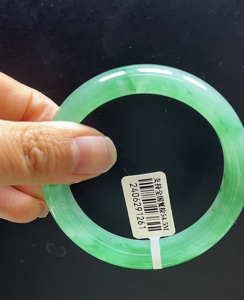 天然玉石非洲翠手镯