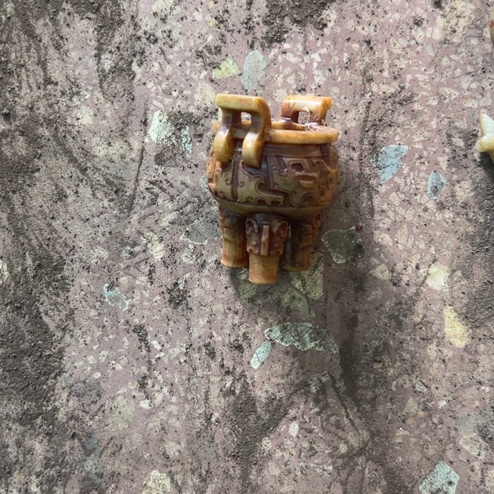 和田玉（黄玉）未镶嵌摆件