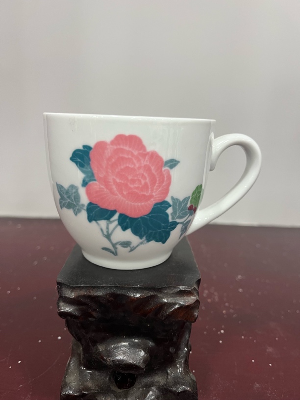 釉下五彩芙蓉杯子