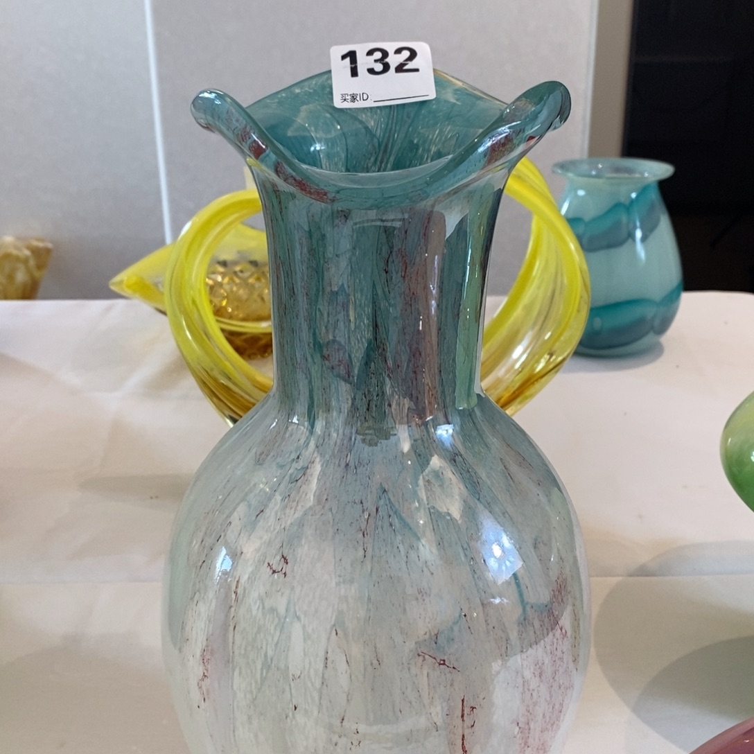 手工估计琉璃花器