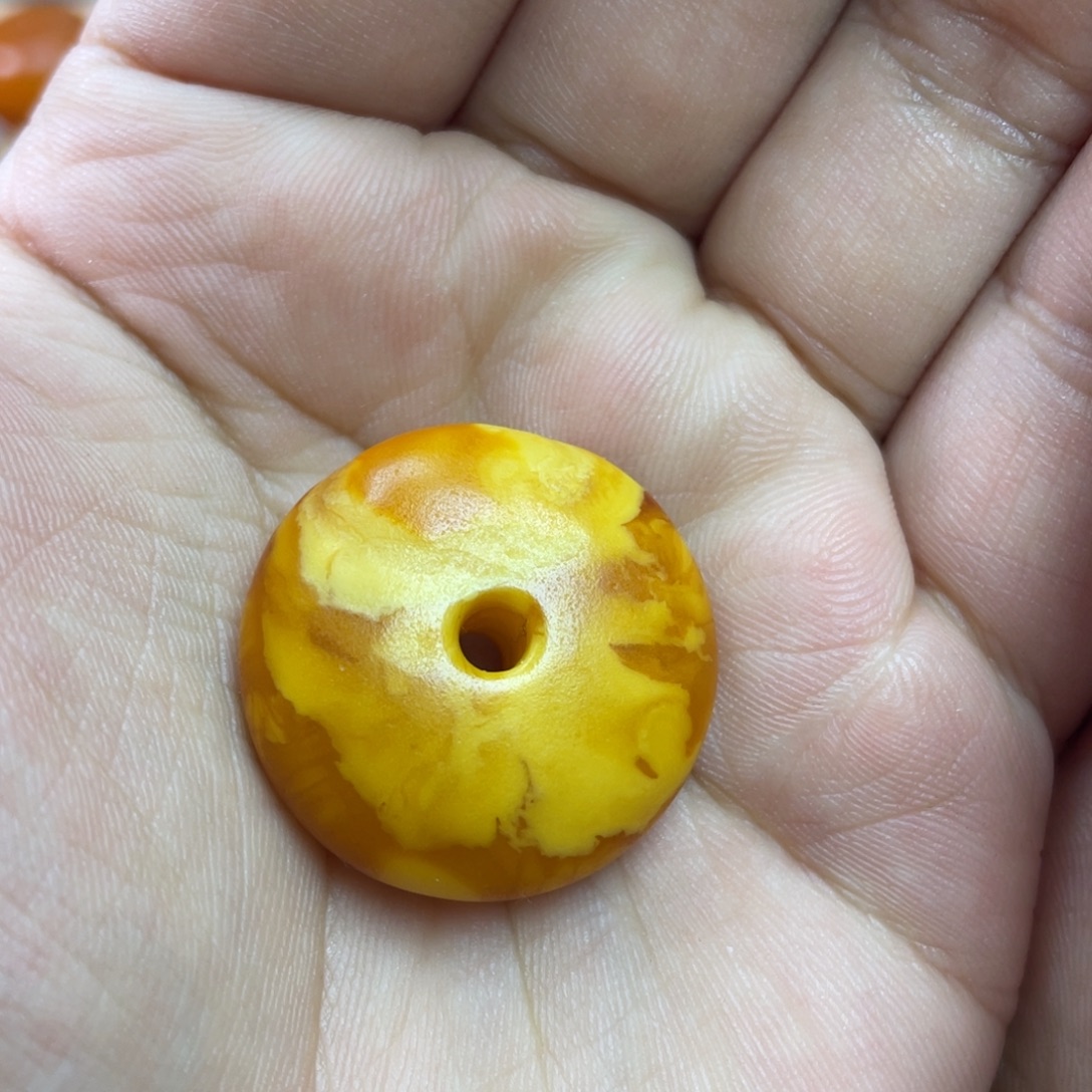 蜜蜡未镶嵌吊坠(不含链)