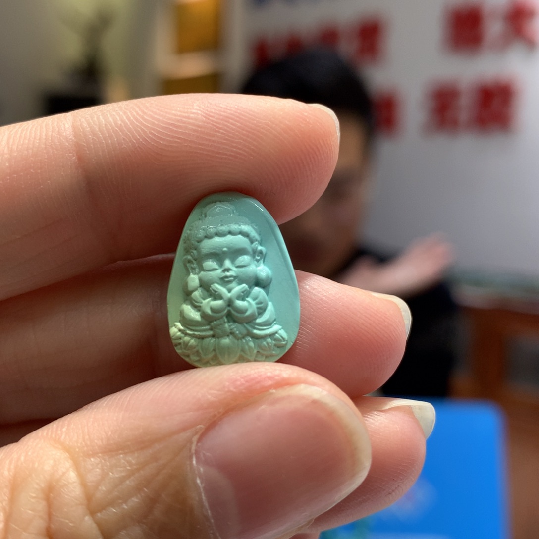 绿松石配饰未镶嵌