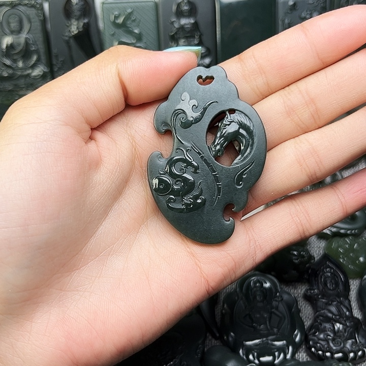 和田玉（青玉）颈饰未镶嵌o****宝