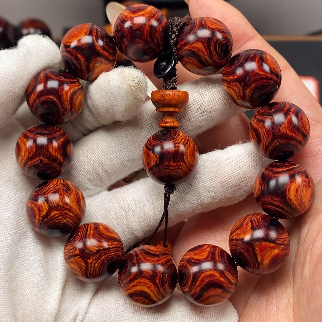 【闪购商品】花梨木类Y*X1.8对眼鬼脸