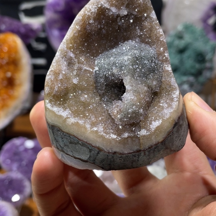 未镶嵌紫晶大型摆件（非配饰）