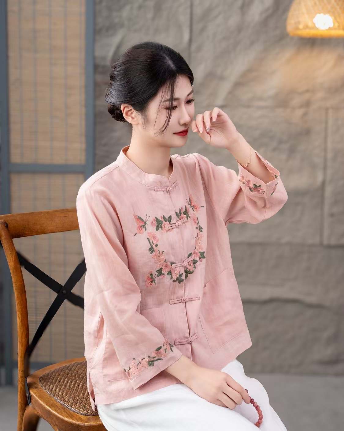 春夏新款苎麻爱心开衫上衣