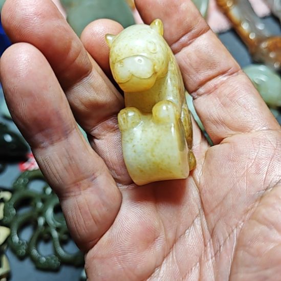 颈饰未镶嵌和田玉古**藏