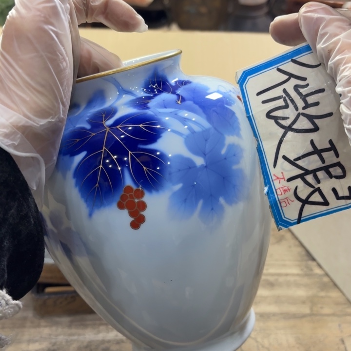 大***娜陶瓷古美术置物摆件