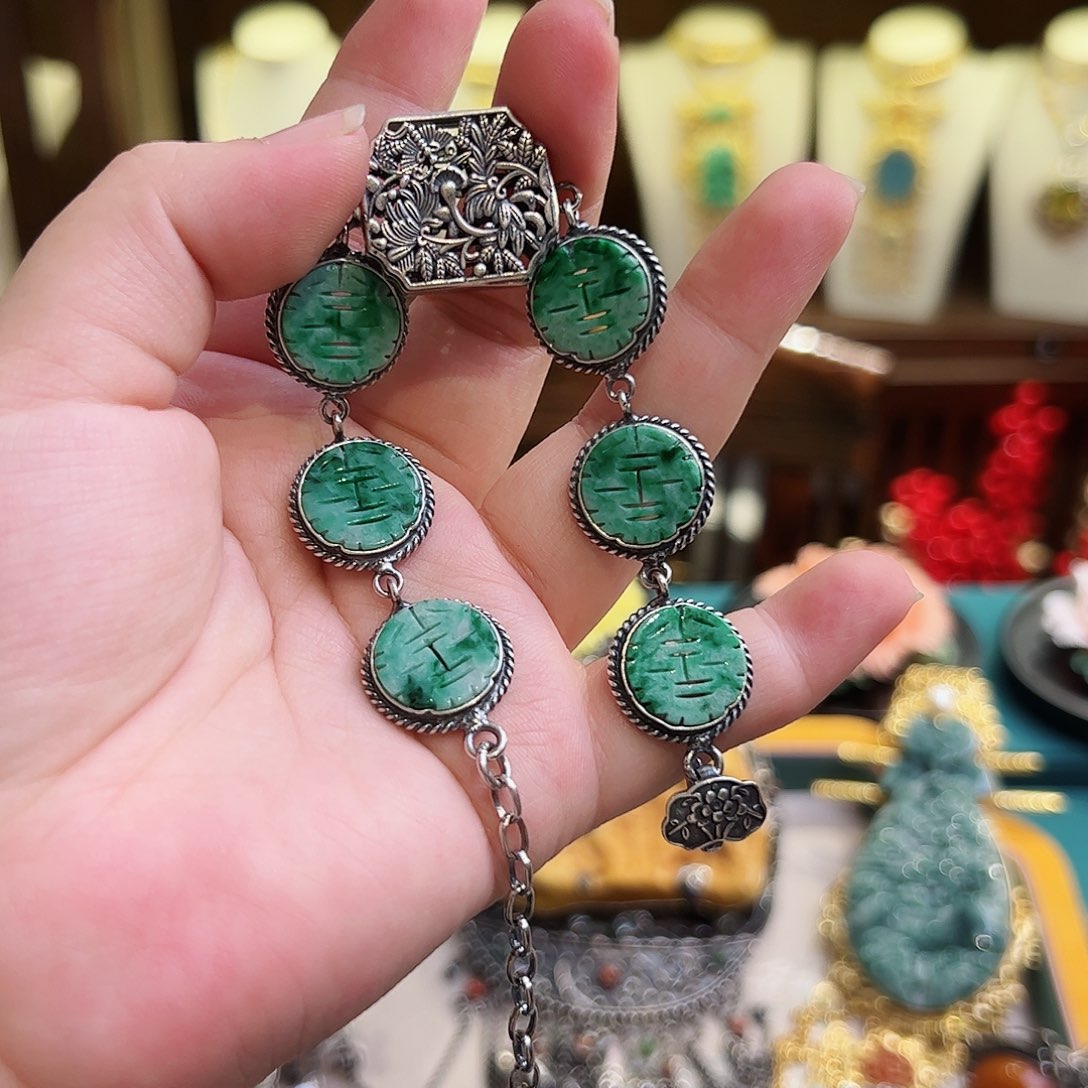 翡翠手链未镶嵌古风