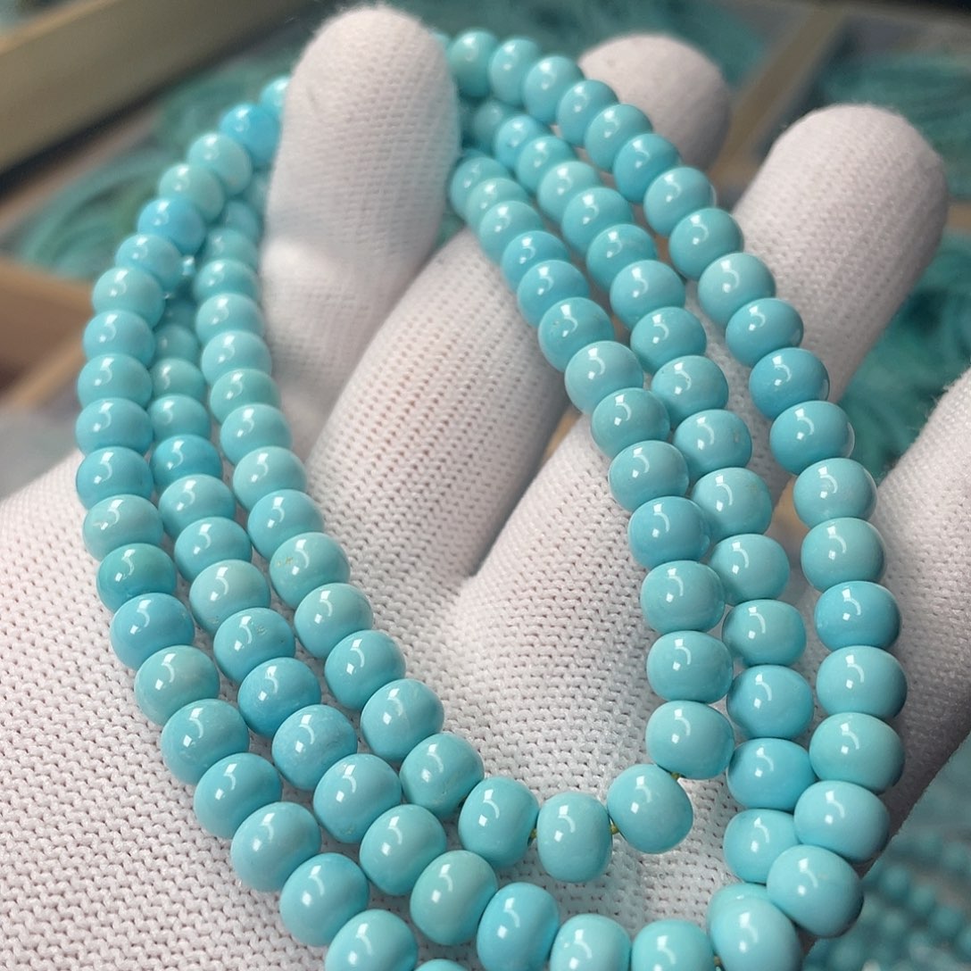 绿松石未镶嵌颈饰