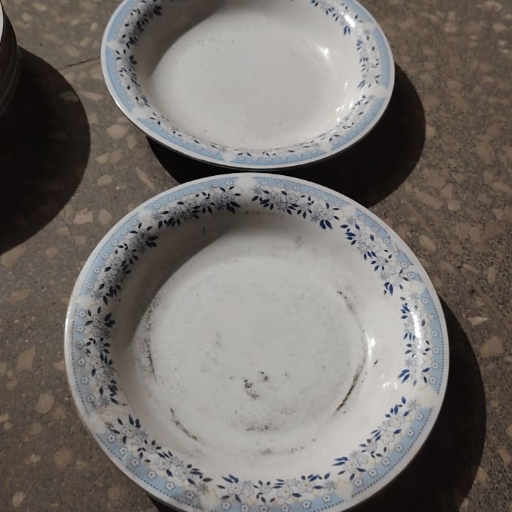 摆件陶瓷盘子碗啥都有