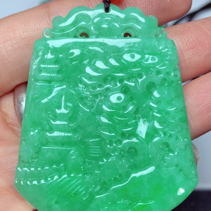 翡翠吊坠(不含链)未镶嵌