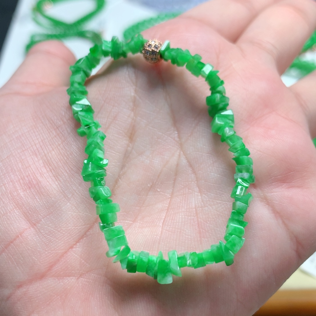 翡翠未镶嵌手链翡翠