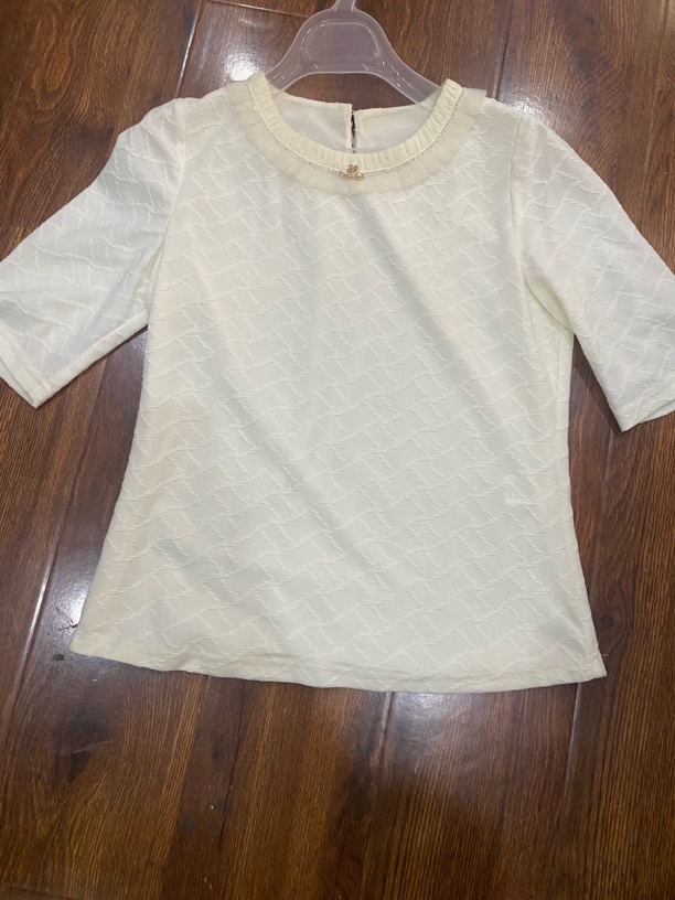 [H999黑白小衫镂空气质夏季休闲迷彩时尚褶皱纯色方