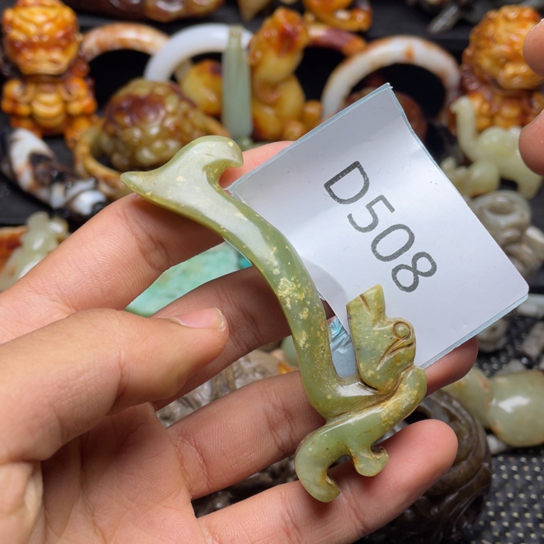 和田玉（糖玉）挂件未镶嵌