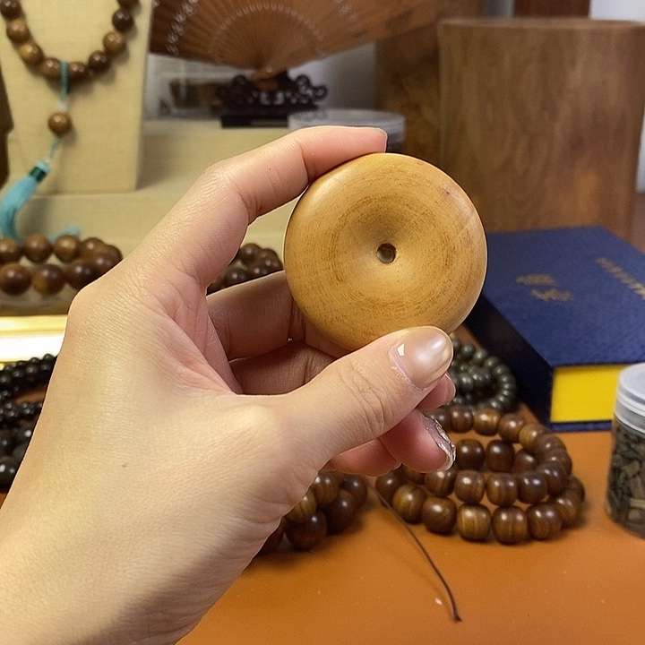 檀香木老山檀香平安扣挂件