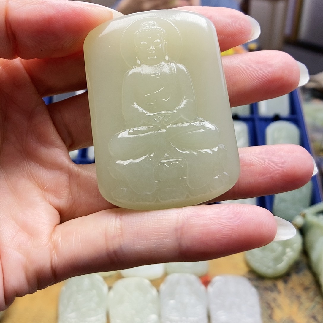 和田玉颈饰未镶嵌焊**造