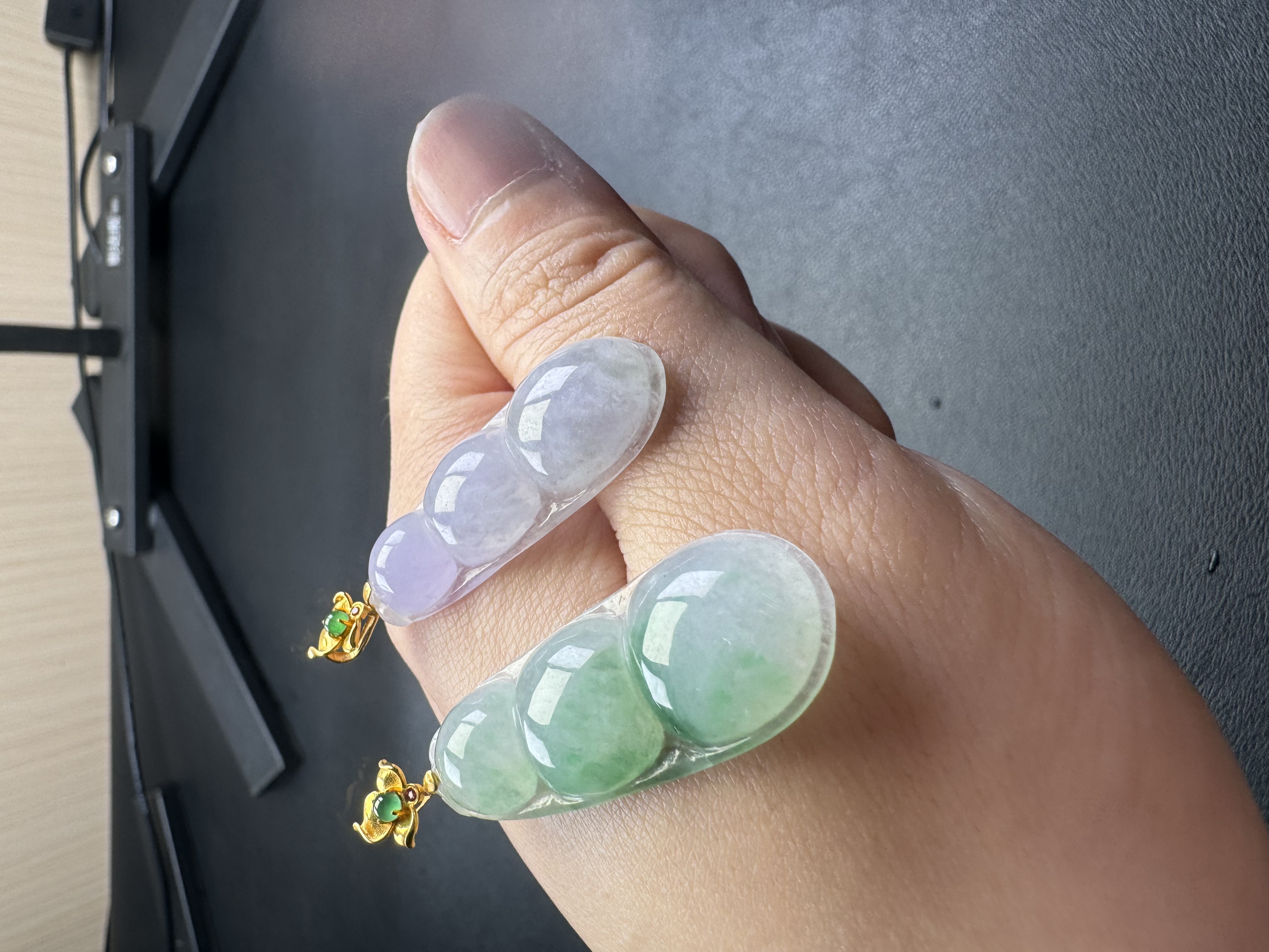 缅甸天然A货翡翠豆子吊坠多样性发一YWBFHS026