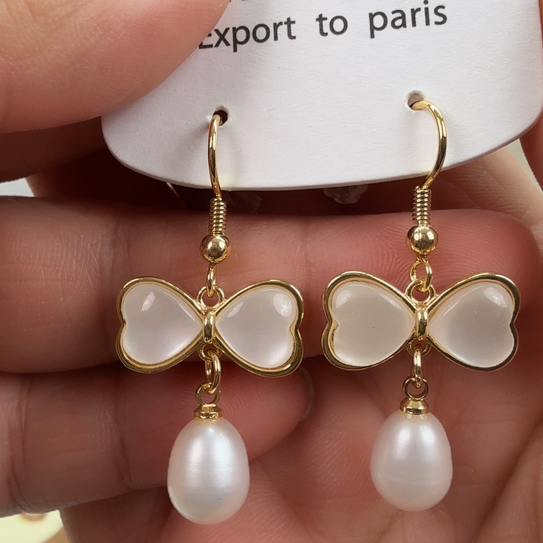 淡水珍珠耳饰未镶嵌