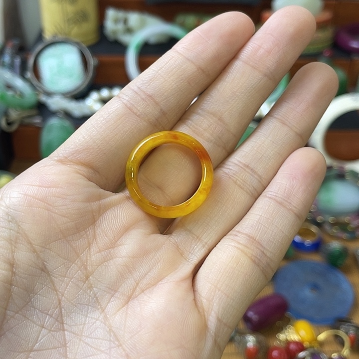 为***分未镶嵌戒指翡翠精美雕刻物件物件