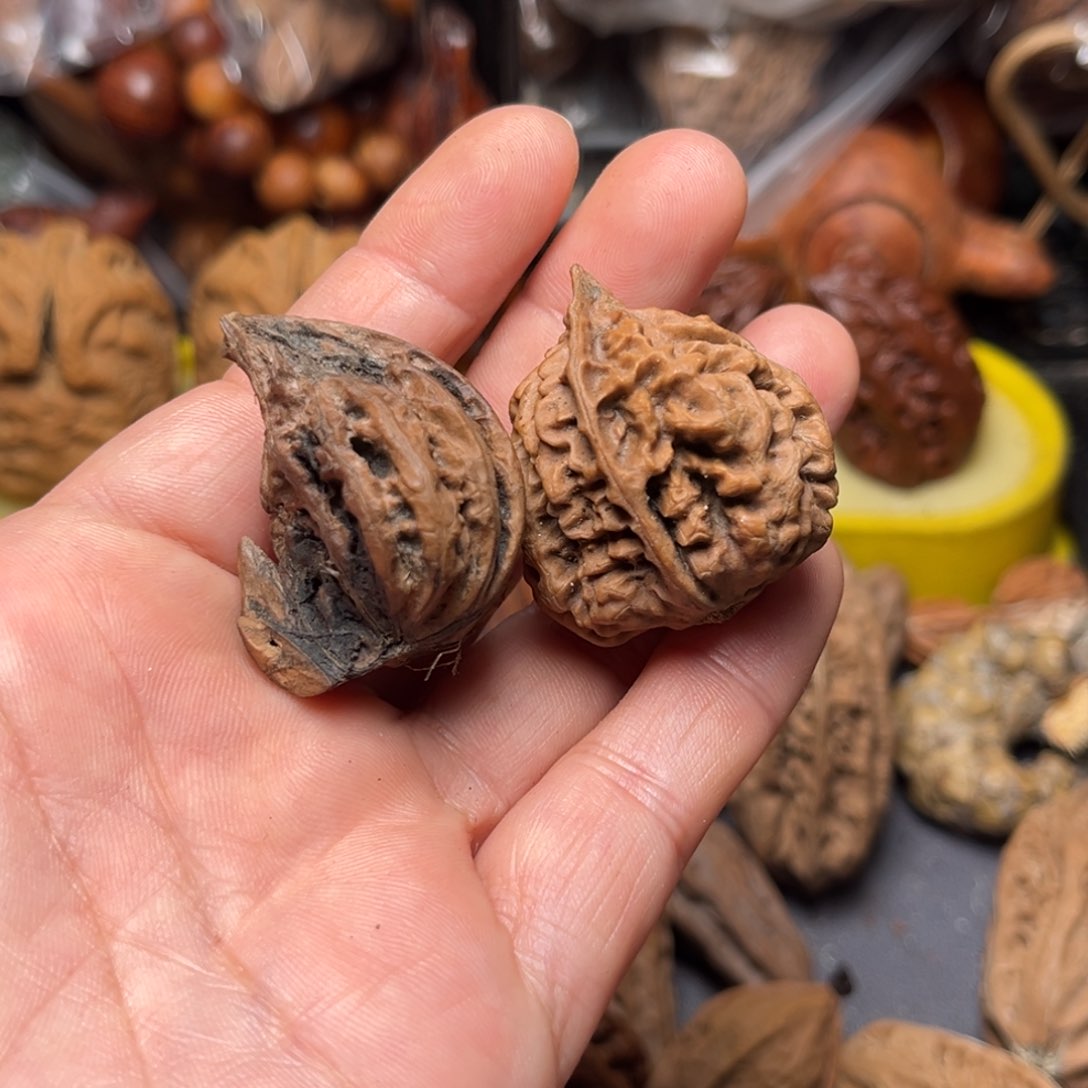 手串文玩核桃瑕疵44