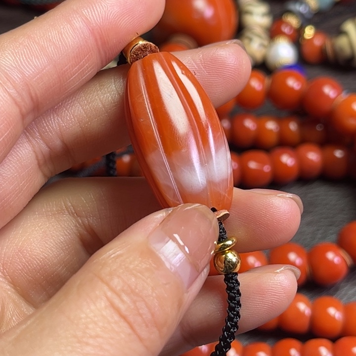 颈饰琉璃茂*琉璃…………